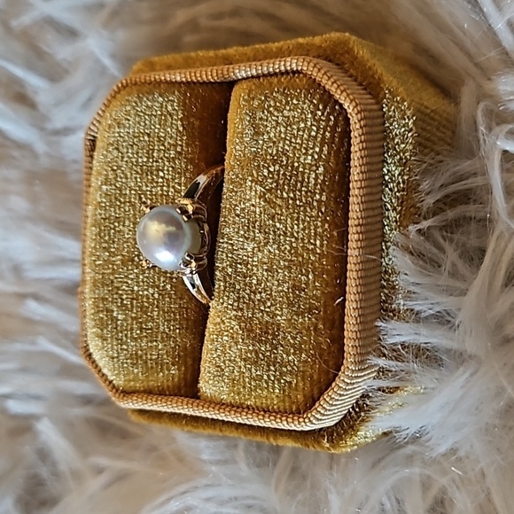 Vintage 1940s Cultured Pearl Ring 14K Yellow Gold Solitaire Setting Orga… - Picture 3 of 11